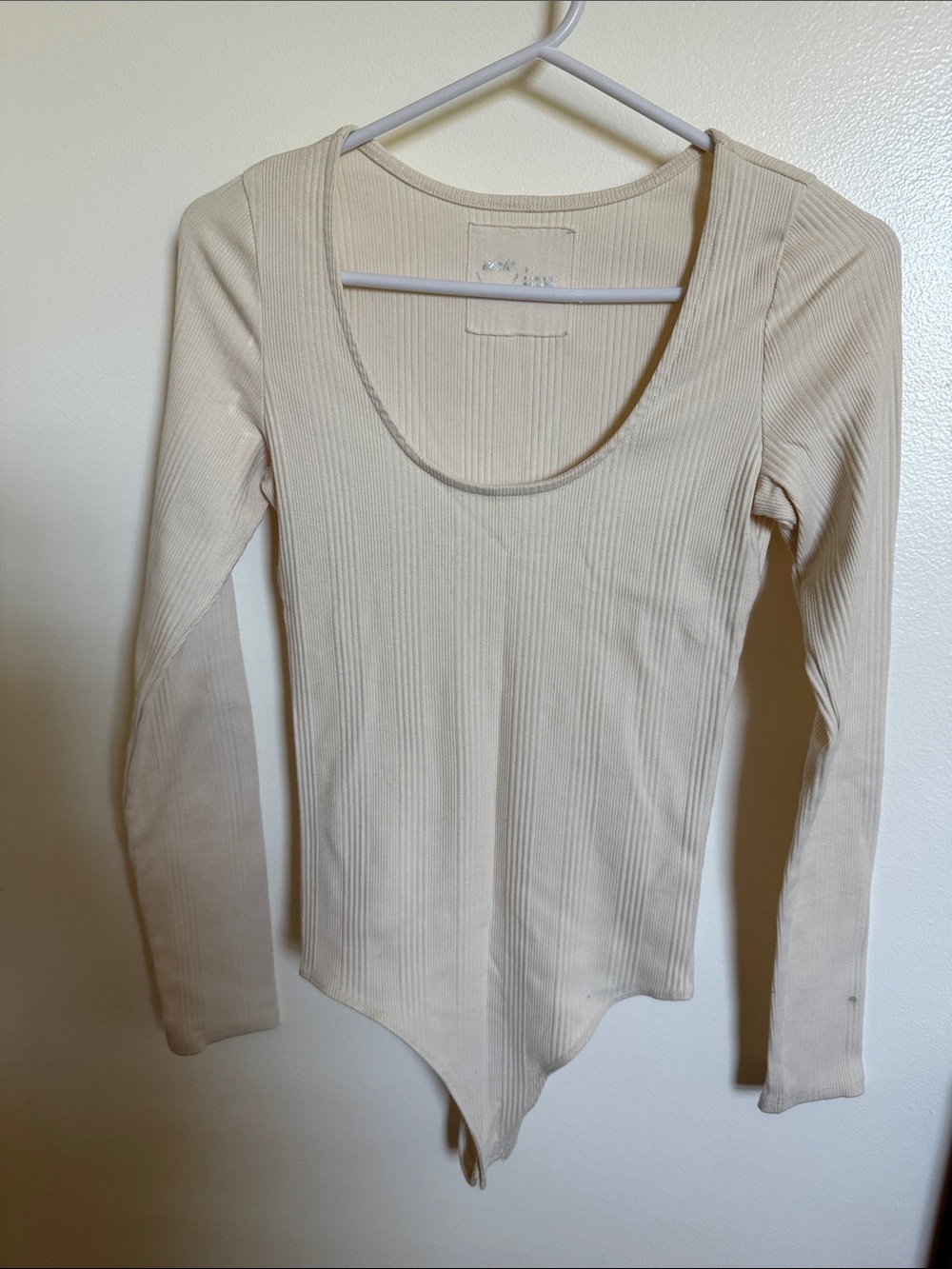 aerie Long Sleeve Ribbed Scoop Neck Bodysuit - Light Cream